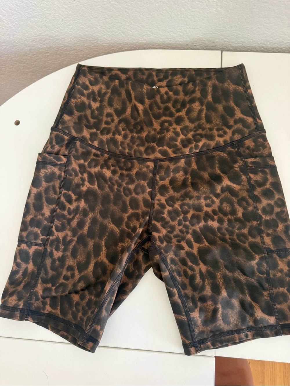 LegEnd High-Waist Leopard Print Women’s Active Shorts - Brown
